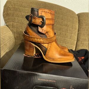 Freebird Patsy in Whiskley size 8